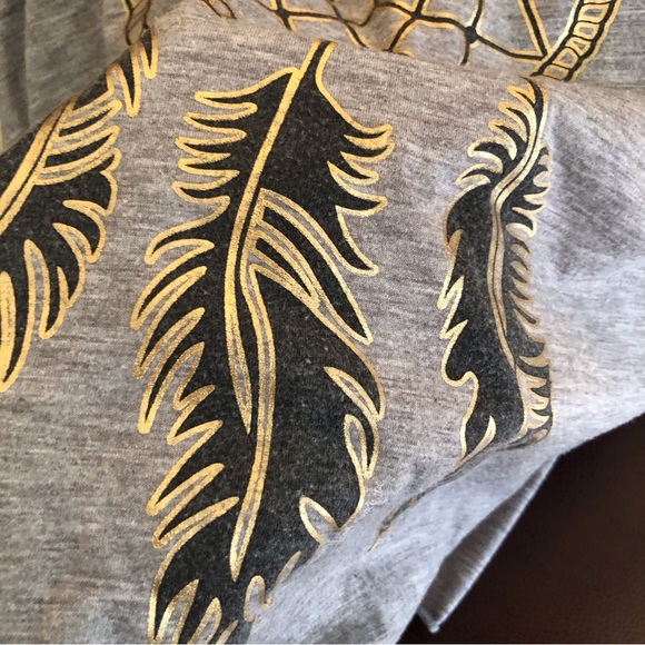 Two Bear Dance Sport Tank Tops - Picture 14 of 16